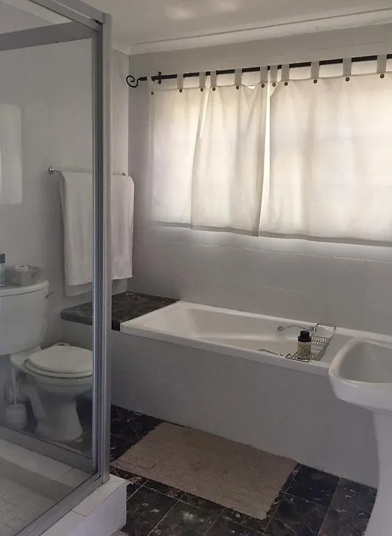 Hotel Jardin De Fees Somerset West